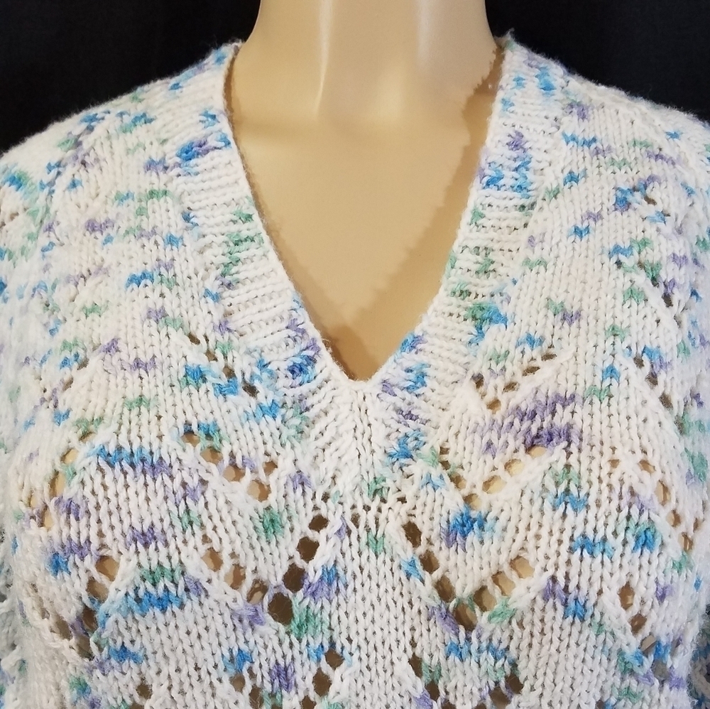 HAND-CRAFTED Lacy Sweater - Picture 3 of 5